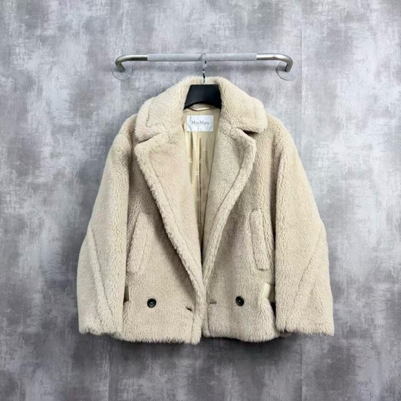 MaxMara Jackets & Blazers - Authentic MaxMara Beige Teddy Jacket